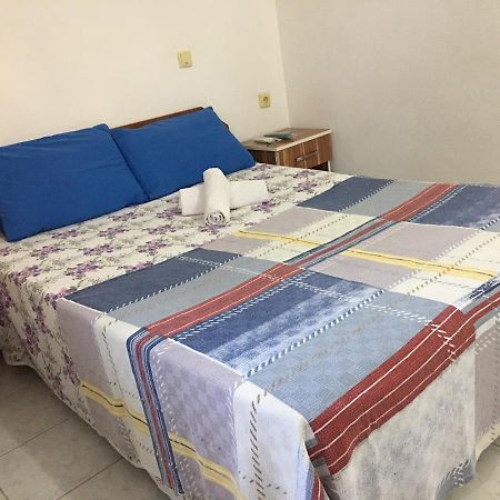 Keramos Pansiyon Finike Exterior foto