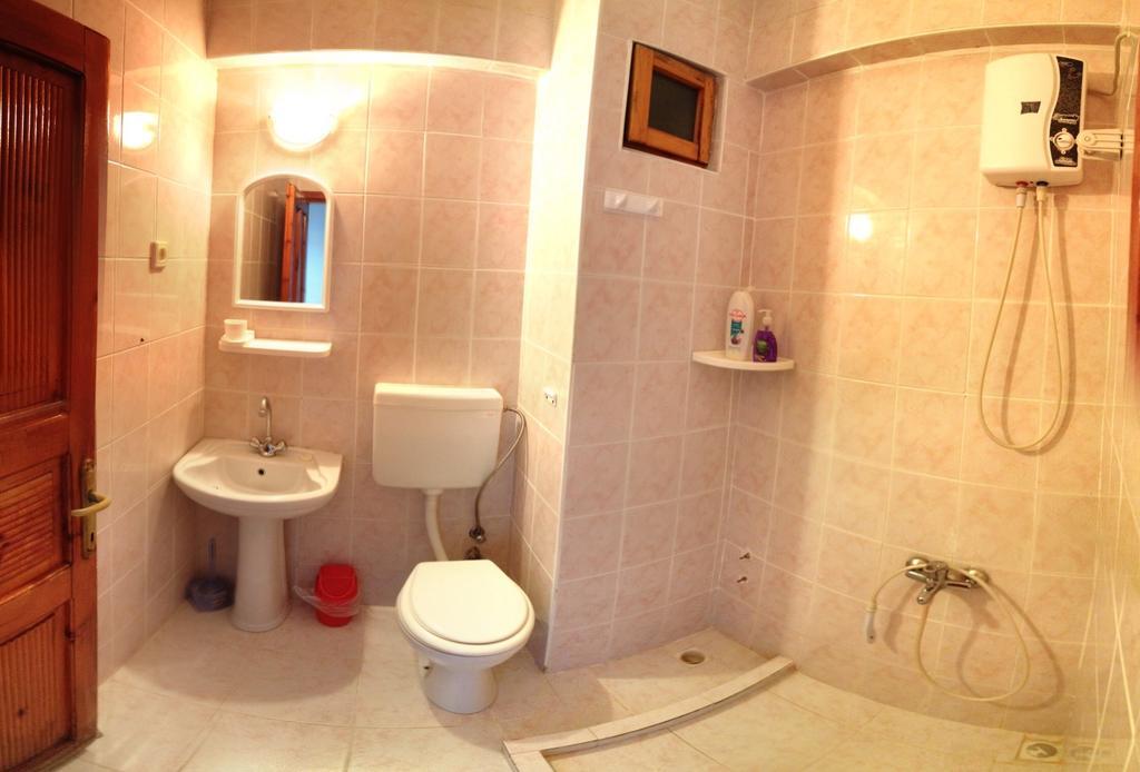 Keramos Pansiyon Finike Quarto foto